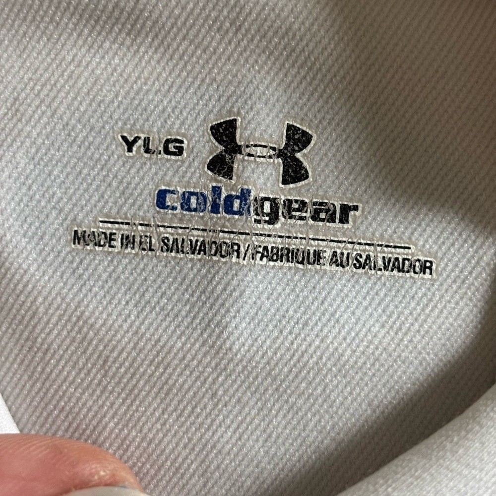 Under Armour White Performance Top - Picture 3 of 7